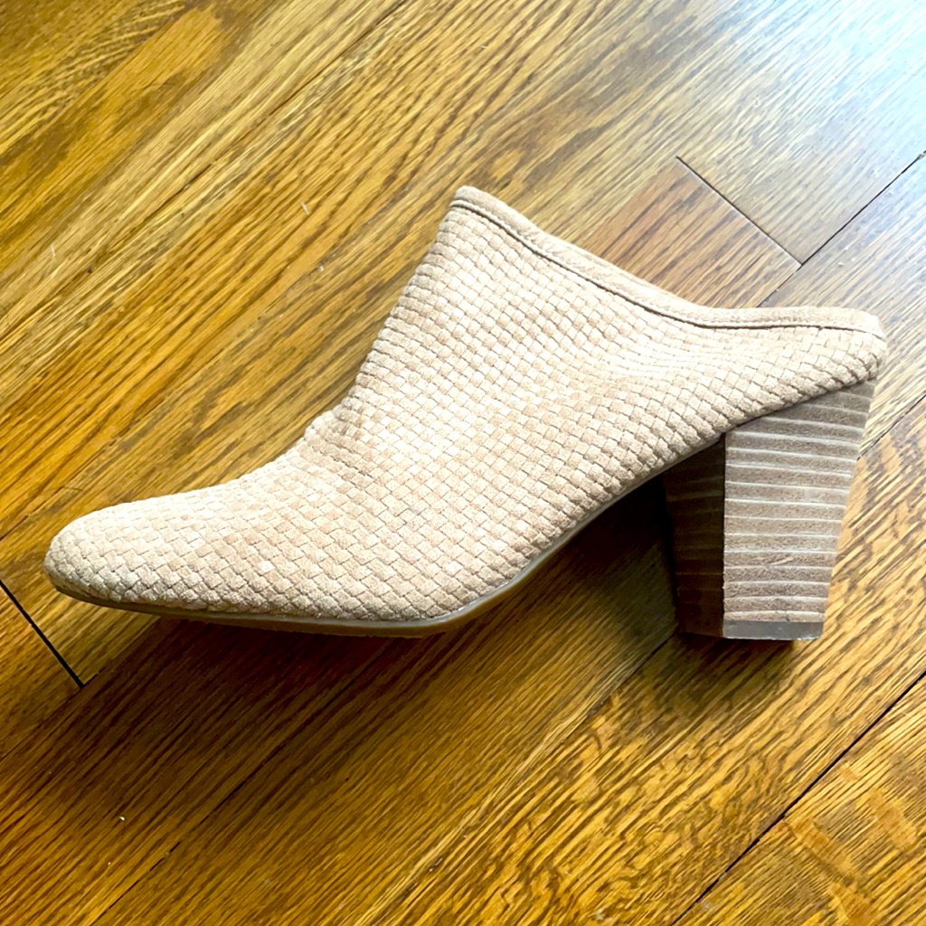Bcbgeneration Mules 7.5